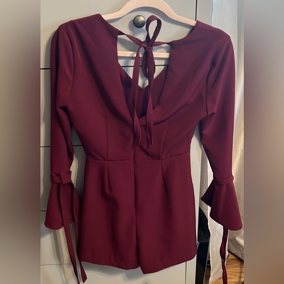 Gianni Bini maroon romper - Picture 4 of 5